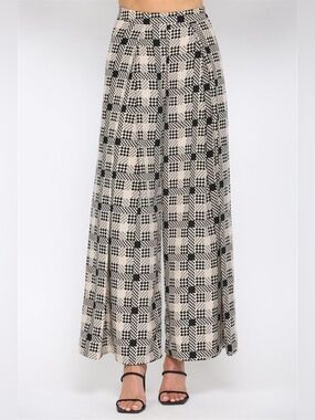 Fate - Neutral Plaid Pants in Beige and Black